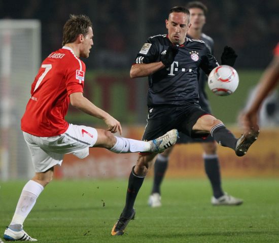 结合类似的 结合类似的